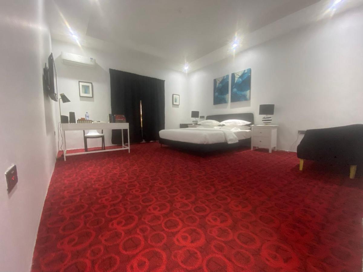 MUSE Boutique Hotel Enugu Extérieur photo