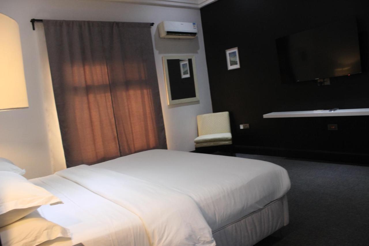 MUSE Boutique Hotel Enugu Extérieur photo